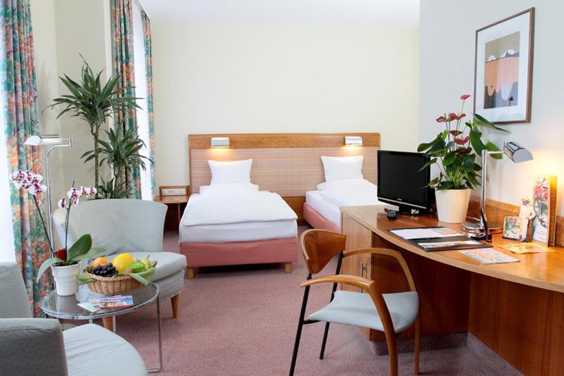 Altstadt Hotel Zur Post شترالسوند المظهر الخارجي الصورة